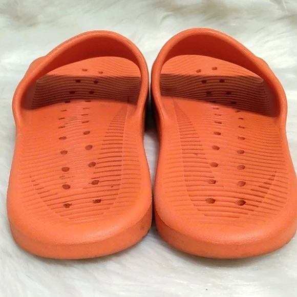 Nike Womens Slides Sz.8 Gently Worn (X-338) - Picture 5 of 8